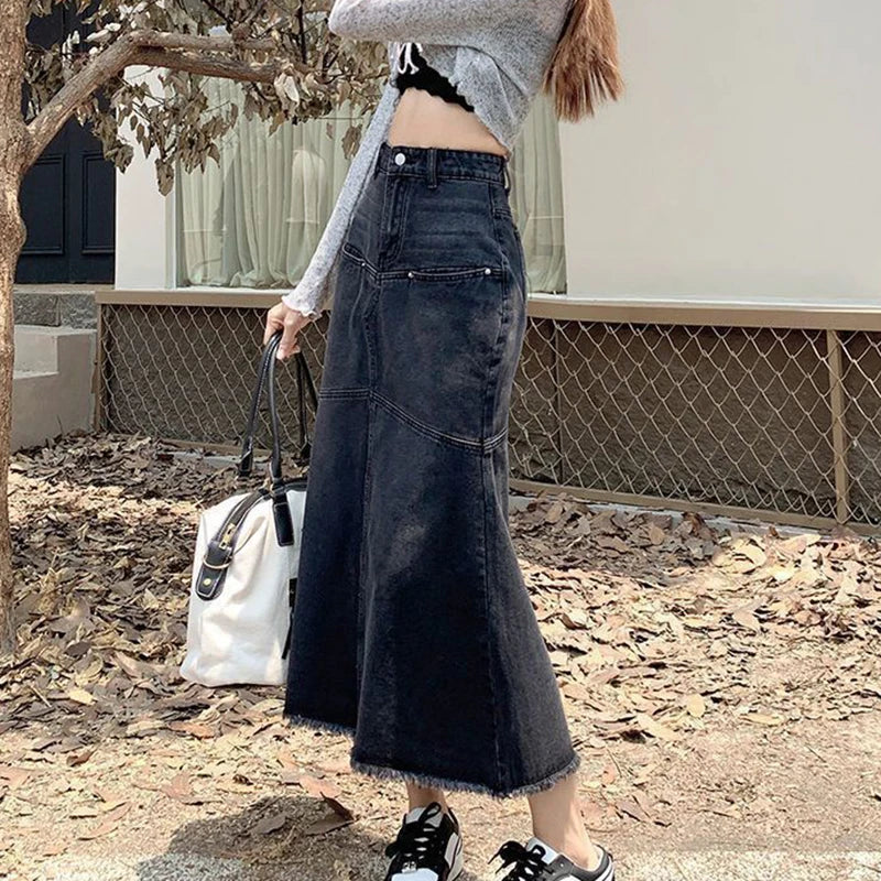 Vintage Women Denim Skirts Loose Casual High Waist Raw Edges Tassel Midi Skirt Korean Patchwork Button Elegant Mermaid Skirts